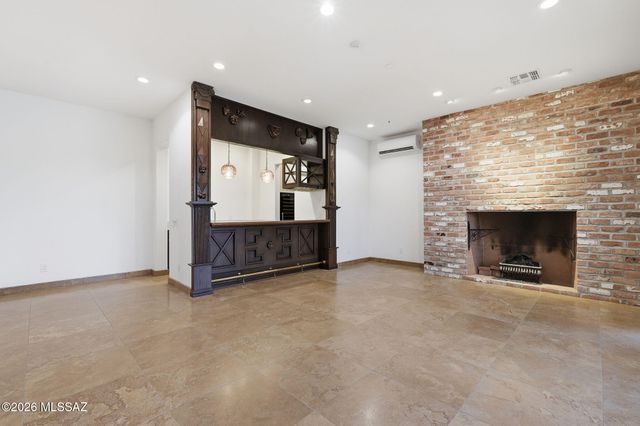 38200 S Stone Ridge Court, Tucson, AZ 85739