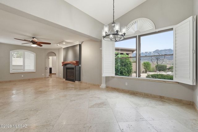 38200 S Stone Ridge Court, Tucson, AZ 85739