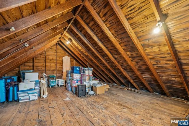 32 Fairview Place, Belleville, NJ 07109