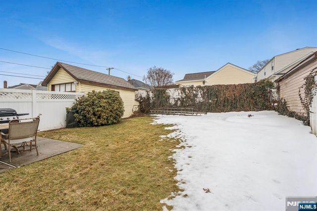 32 Fairview Place, Belleville, NJ 07109