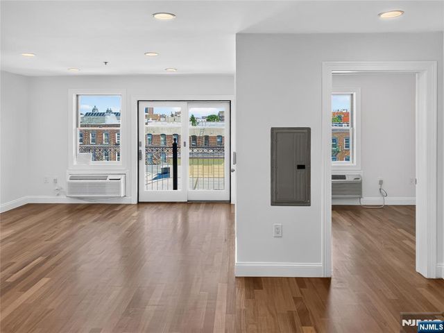 315 7th Street 601, Union City, NJ 07087