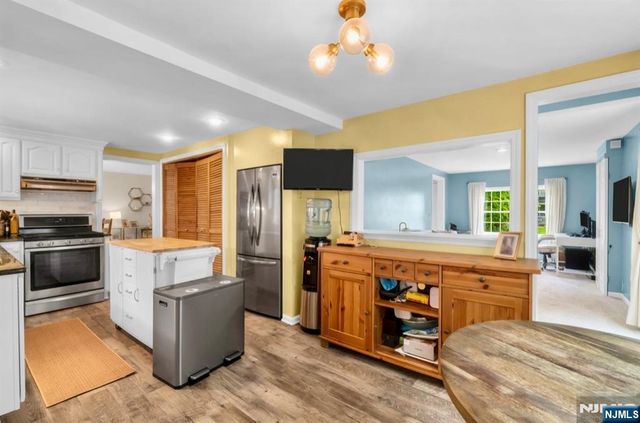 105 Bergen Avenue, Waldwick, NJ 07463