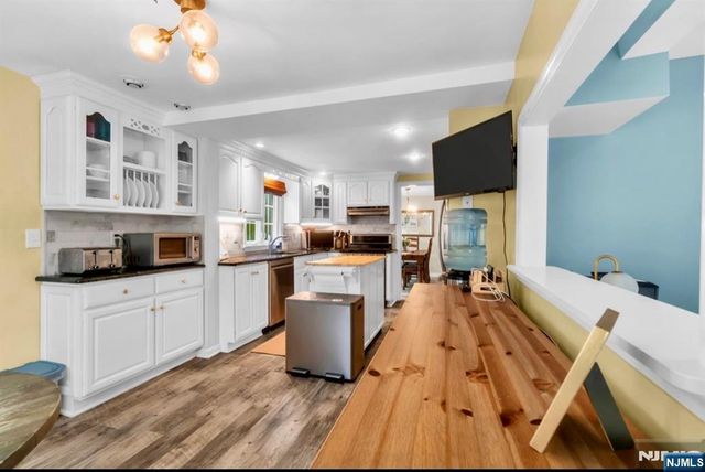 105 Bergen Avenue, Waldwick, NJ 07463