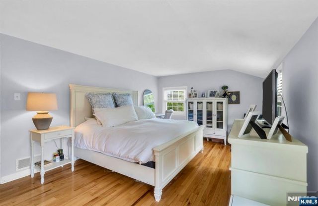 105 Bergen Avenue, Waldwick, NJ 07463