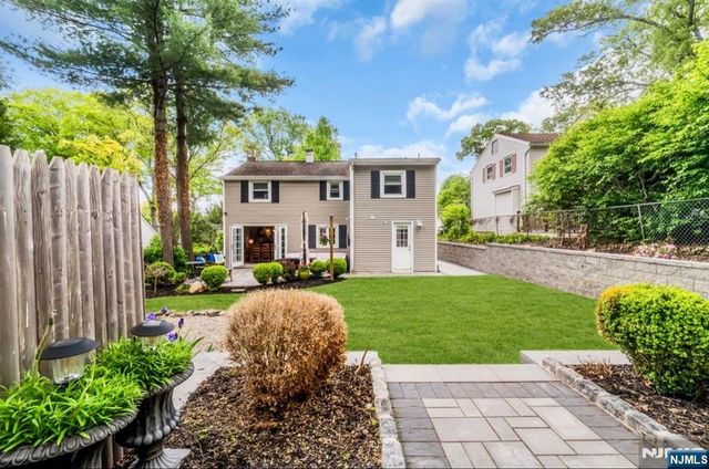 105 Bergen Avenue, Waldwick, NJ 07463