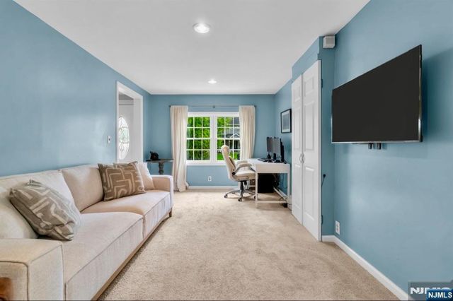 105 Bergen Avenue, Waldwick, NJ 07463