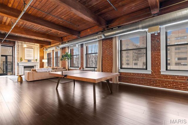 703 N 13 307, St Louis, MO 63103