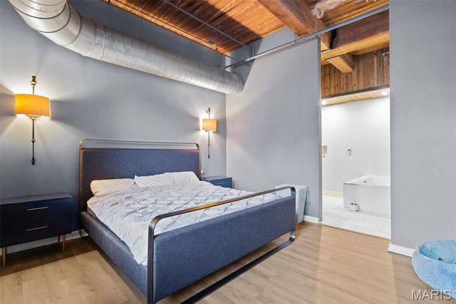 703 N 13 307, St Louis, MO 63103