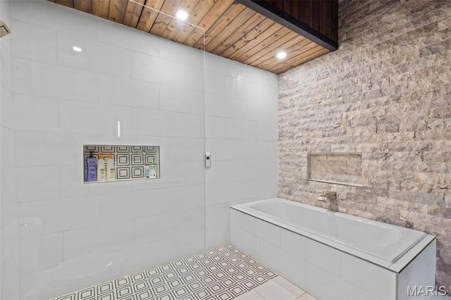 703 N 13 307, St Louis, MO 63103