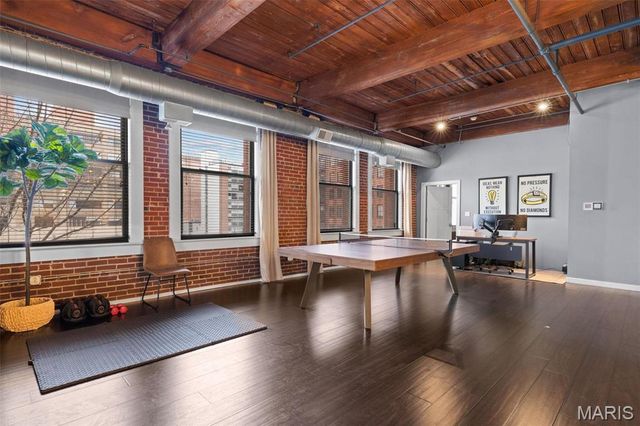 703 N 13 307, St Louis, MO 63103