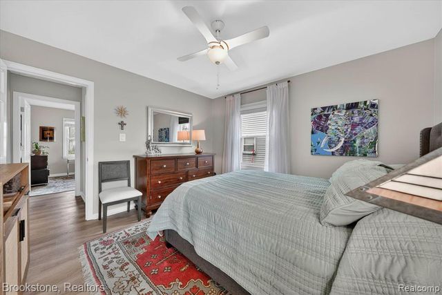 15636 Kirkshire Avenue, Beverly Hills, MI 48025