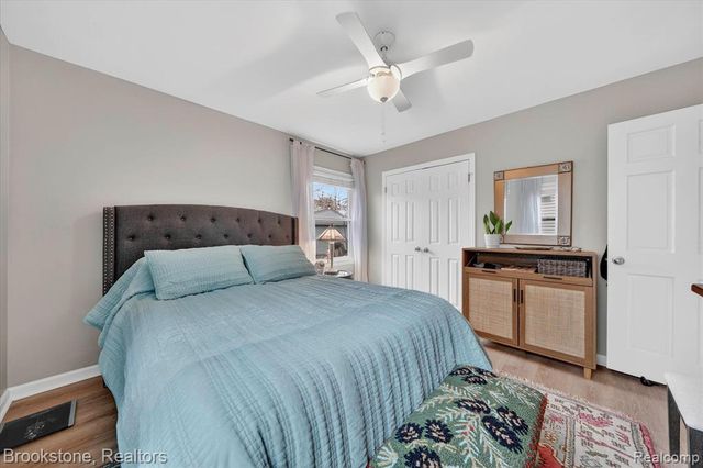 15636 Kirkshire Avenue, Beverly Hills, MI 48025