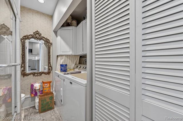 15636 Kirkshire Avenue, Beverly Hills, MI 48025