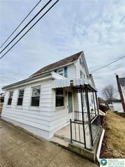 14 Main Street, Pen Argyl Boro, PA 18072
