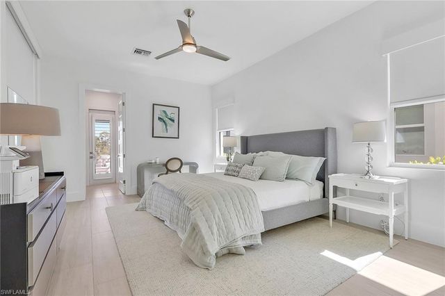 8777 Santo Domingo DR, Naples, FL 34112