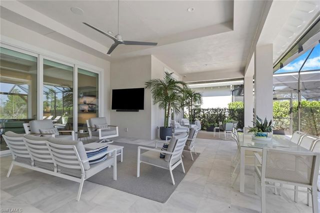 8777 Santo Domingo DR, Naples, FL 34112