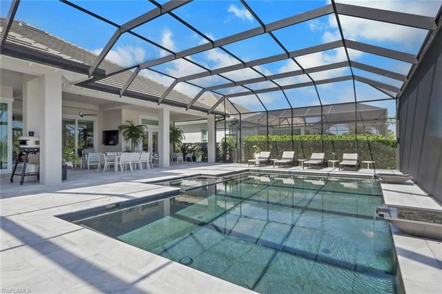 8777 Santo Domingo DR, Naples, FL 34112