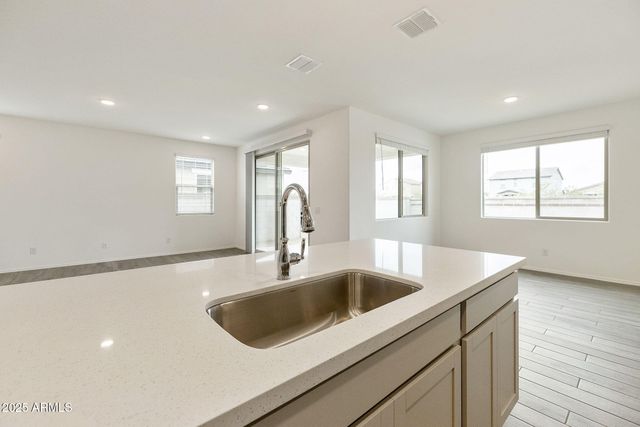 17300 W DAHLIA Drive, Surprise, AZ 85388