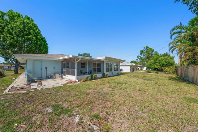 2019 KENMOORE DRIVE, Clearwater, FL 33764