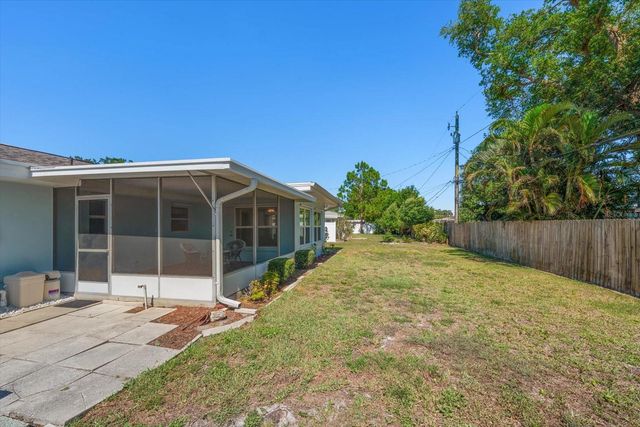 2019 KENMOORE DRIVE, Clearwater, FL 33764