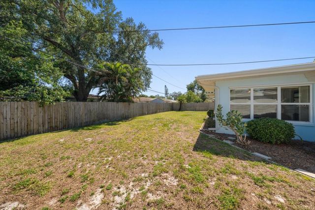 2019 KENMOORE DRIVE, Clearwater, FL 33764