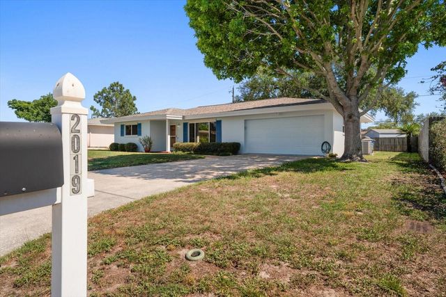 2019 KENMOORE DRIVE, Clearwater, FL 33764