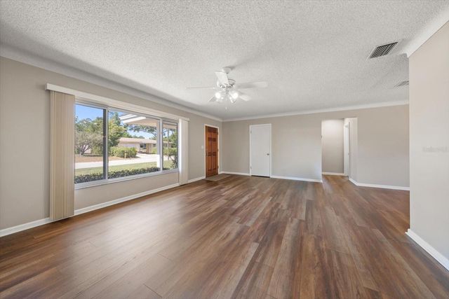 2019 KENMOORE DRIVE, Clearwater, FL 33764