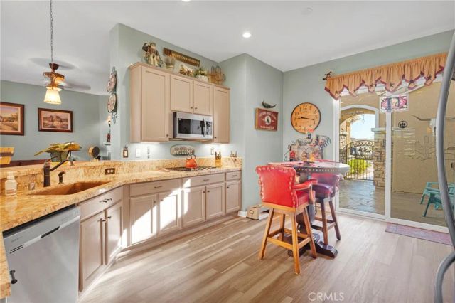 10366 Wilmington, Apple Valley, CA 92308