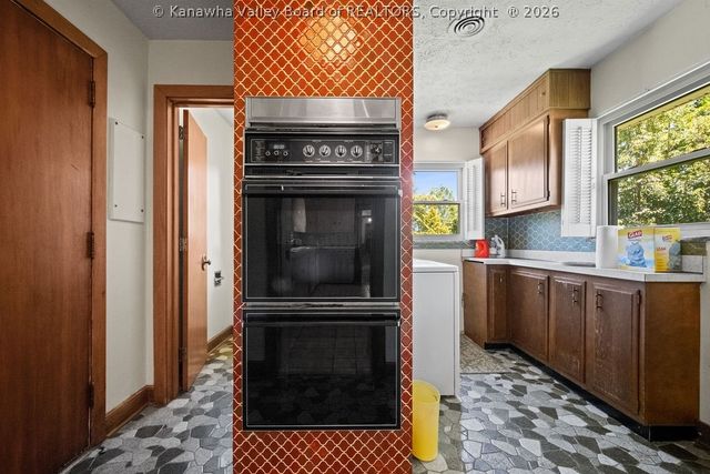 315 Dewey Drive, St Albans, WV 25177