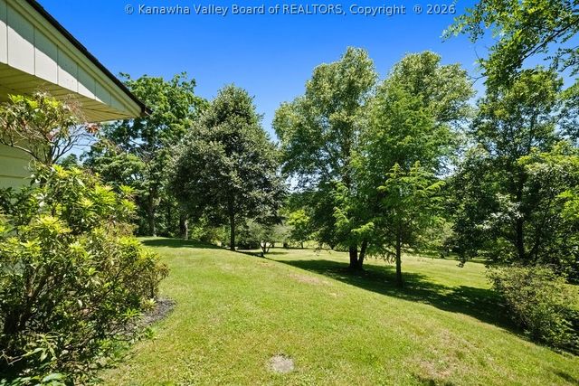 315 Dewey Drive, St Albans, WV 25177