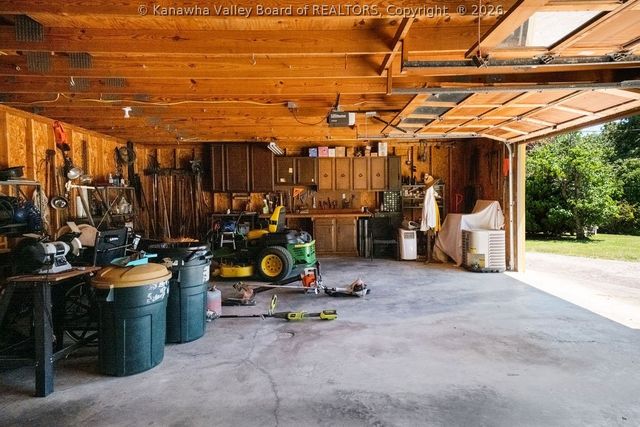 315 Dewey Drive, St Albans, WV 25177