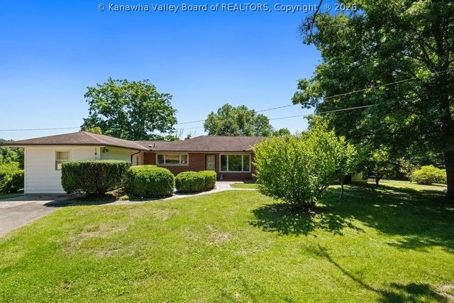 315 Dewey Drive, St Albans, WV 25177