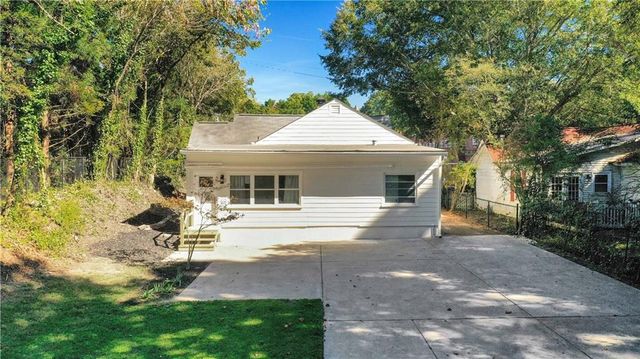 207 Walthall NW Street, Marietta, GA 30064