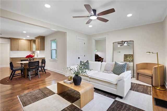 207 Walthall NW Street, Marietta, GA 30064