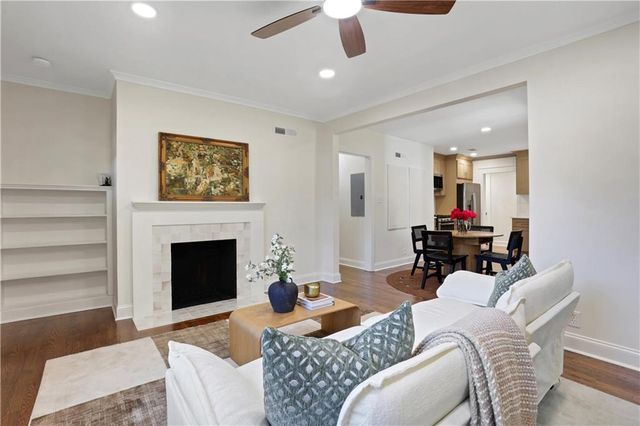 207 Walthall NW Street, Marietta, GA 30064