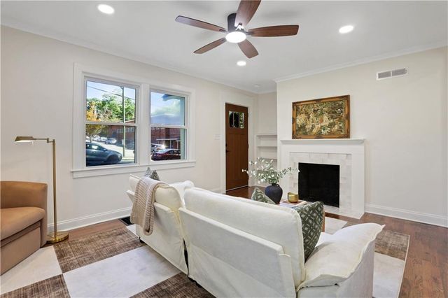 207 Walthall NW Street, Marietta, GA 30064