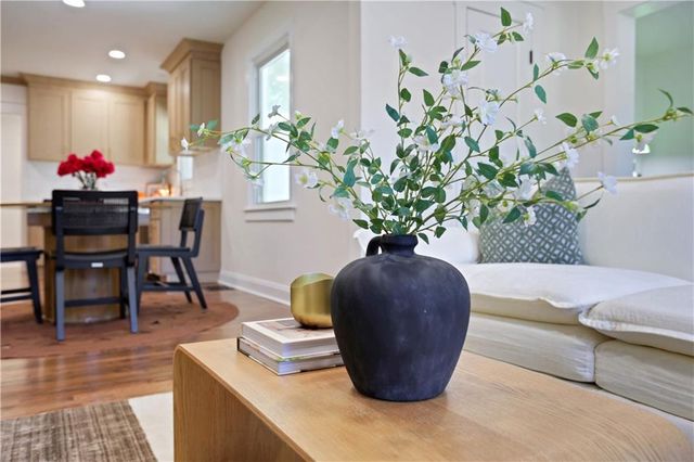 207 Walthall NW Street, Marietta, GA 30064