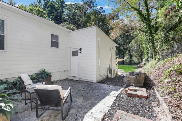 207 Walthall NW Street, Marietta, GA 30064