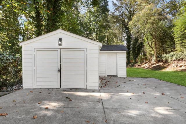 207 Walthall NW Street, Marietta, GA 30064