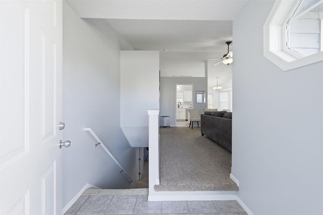 705 S Westview Cir, Andover, KS 67002