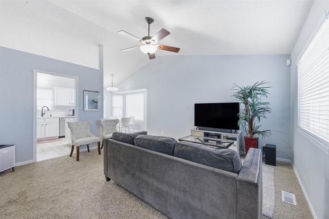 705 S Westview Cir, Andover, KS 67002