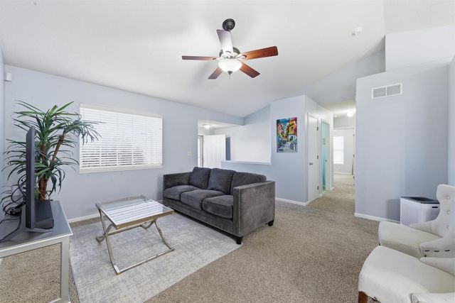 705 S Westview Cir, Andover, KS 67002