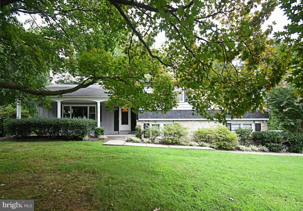 310 TALLY HO DR, AMBLER, PA 19002 — photo 2