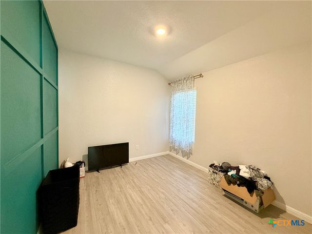 9066 Bowie Ridge, Seguin, TX 78155