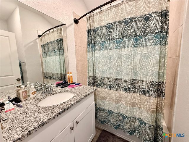9066 Bowie Ridge, Seguin, TX 78155