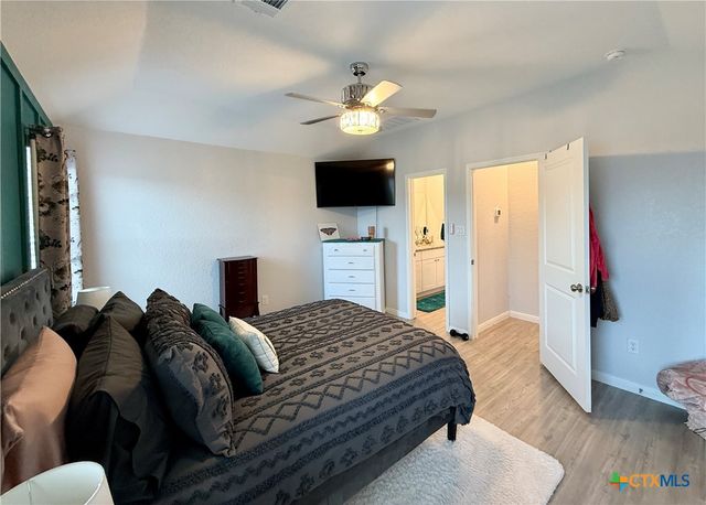 9066 Bowie Ridge, Seguin, TX 78155