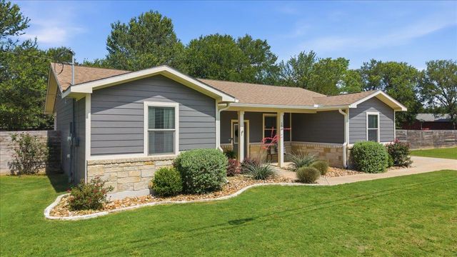 152 Keawakapu DR, Bastrop, TX 78602