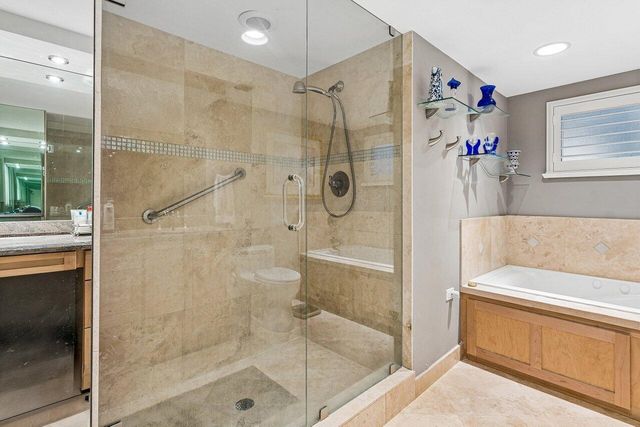 7369 Orangewood Lane 103, Boca Raton, FL 33433