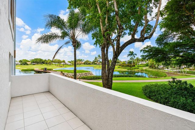 7369 Orangewood Lane 103, Boca Raton, FL 33433