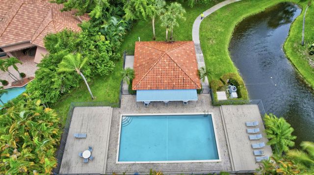 7369 Orangewood Lane 103, Boca Raton, FL 33433